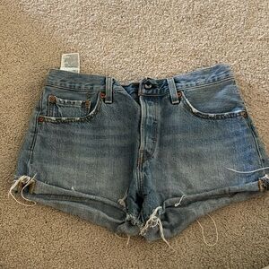 501 Levi Shorts